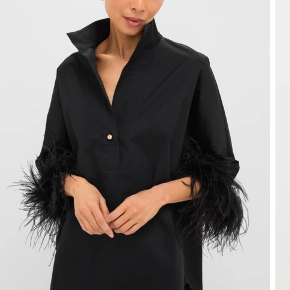 NWT Tuckernuck Black Feather Trim Tunic Top